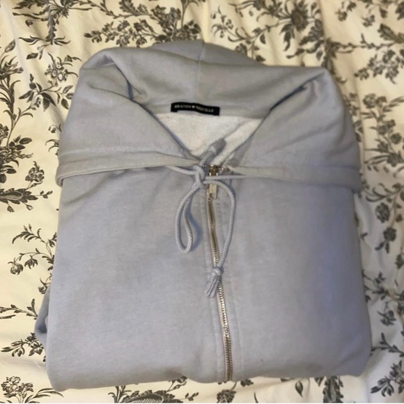 Brandy Melville Sweater - in Periwinkle (color) - Picture 2 of 3